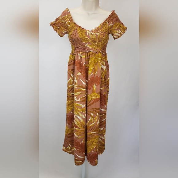 Patrons of Peace wide leg floral Jumpsuit Size Medium - Picture 1 of 9